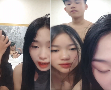 Phương ly เล่นกับแขก