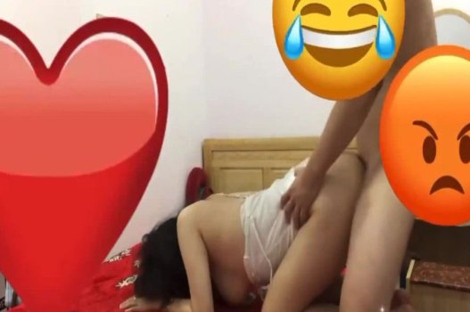 การต่อสู้อย่างไม่หยุดยั้งของ Skylar Vox ด้วยหีที่ปรารถนา