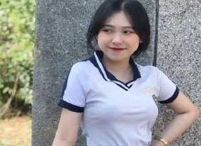 เพื่อนสนิทสองคนระเบิดกับเพื่อนบ้านที่ร้อนแรง
